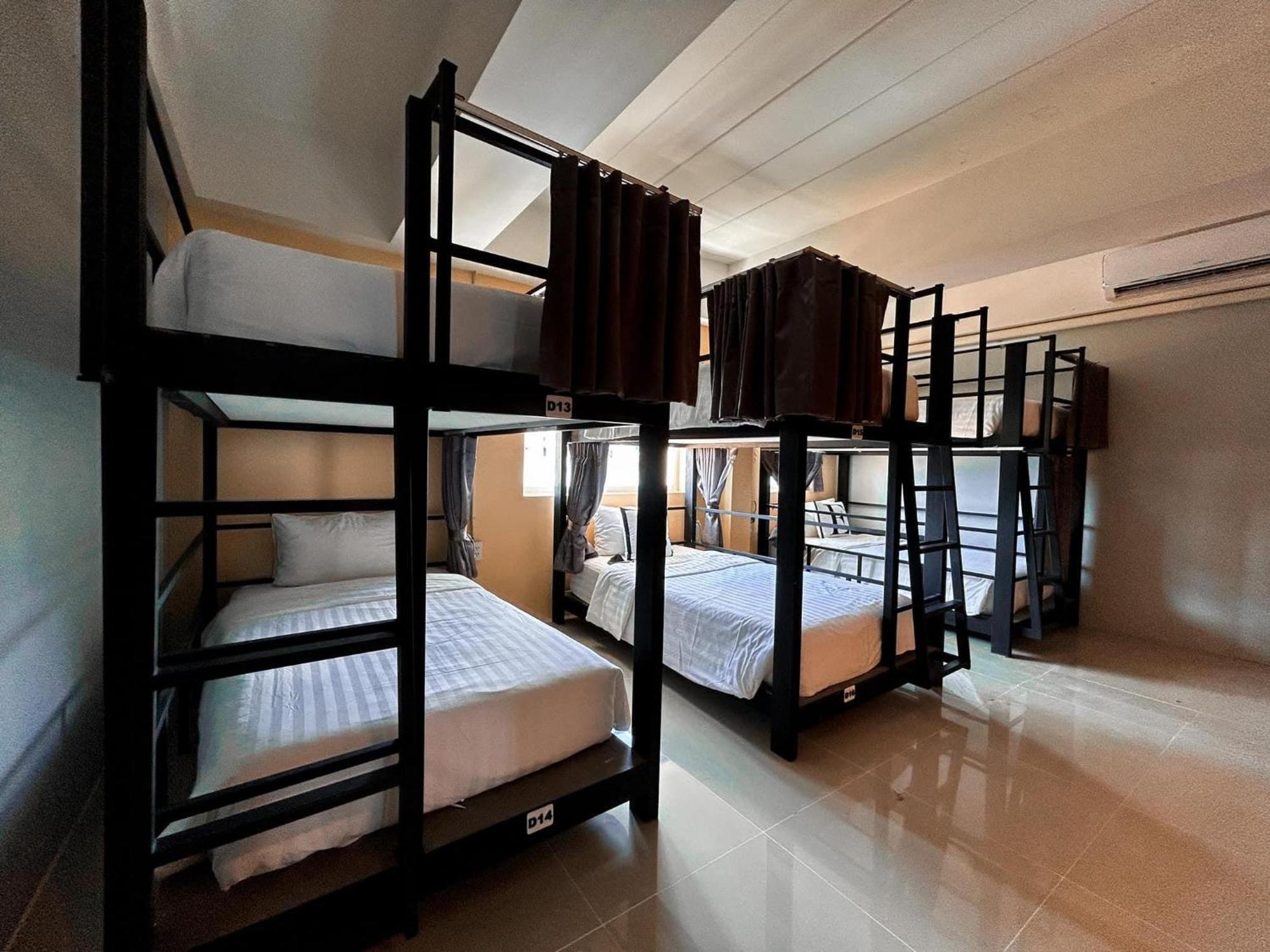 Bell Lifestyle Hostel Phuket Nai Yang Екстер'єр фото